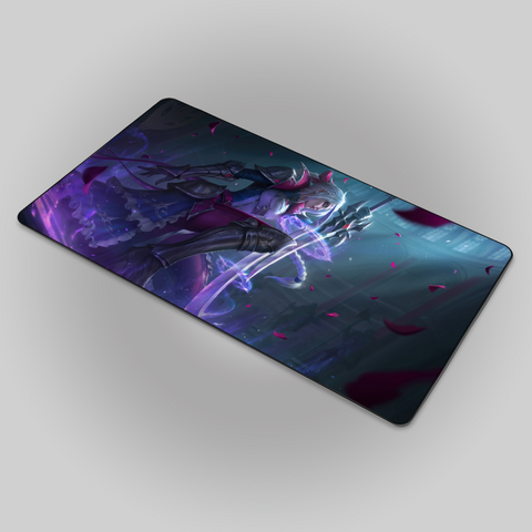 Battle Queen Diana Mousepad